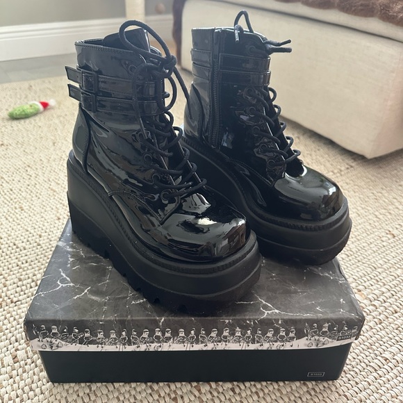 Demonia Shoes - Demonia Boots